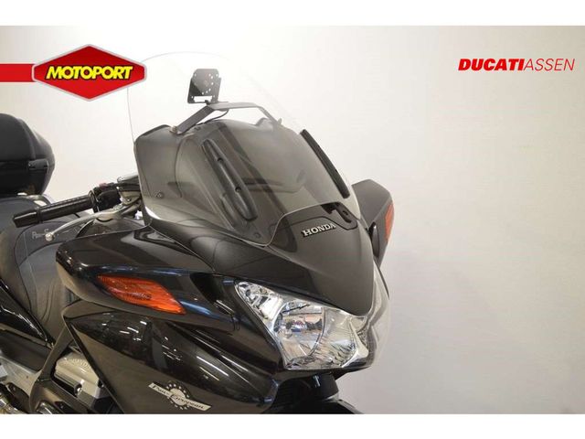 honda - st-1300-pan-european-abs