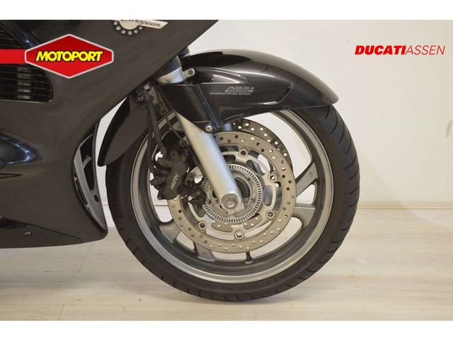 honda - st-1300-pan-european-abs