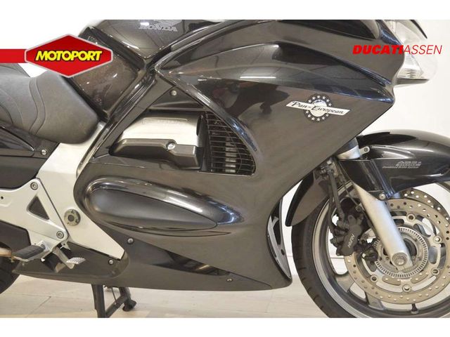 honda - st-1300-pan-european-abs