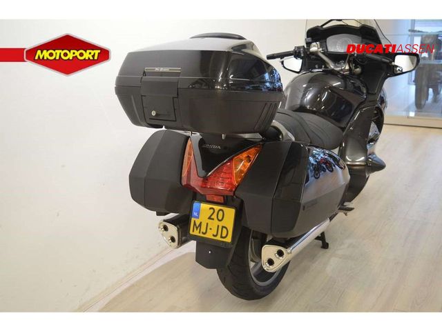 honda - st-1300-pan-european-abs