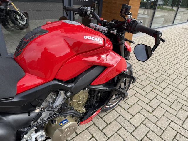 ducati - streetfighter-v4