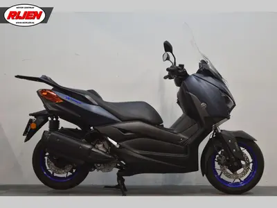 YAMAHA X MAX 300 TECH MAX – foto 2