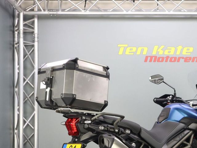 triumph - tiger-800-xrt