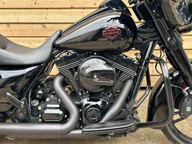 harley-davidson - street-glide-special-flhxs