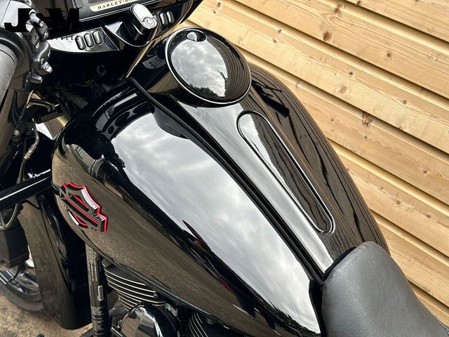 harley-davidson - street-glide-special-flhxs