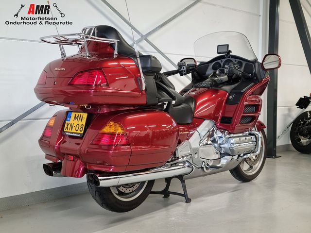 honda - gl-1800-goldwing