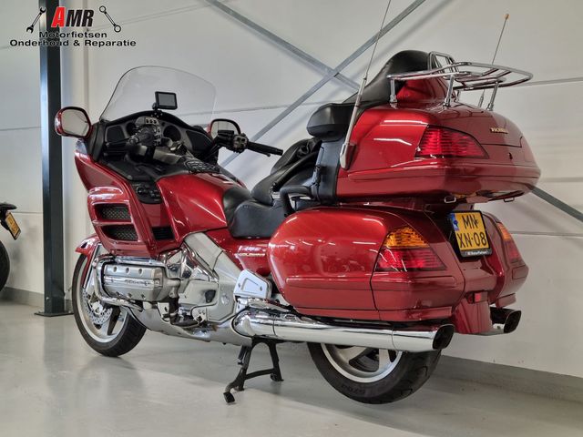 honda - gl-1800-goldwing