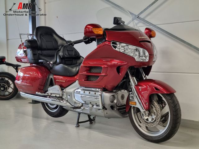honda - gl-1800-goldwing