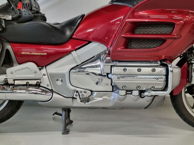 honda - gl-1800-goldwing
