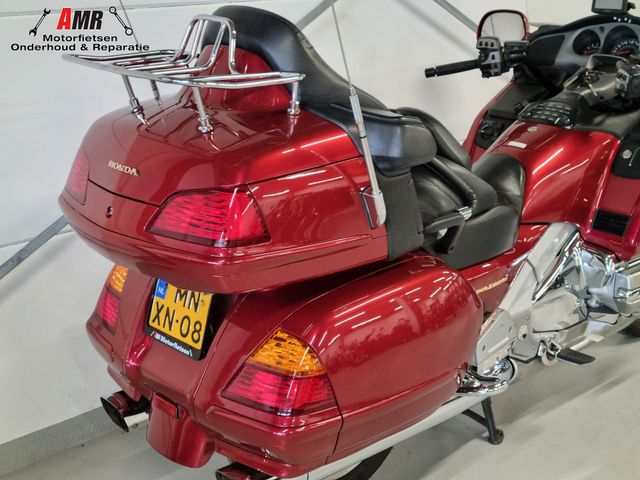 honda - gl-1800-goldwing