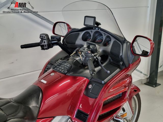 honda - gl-1800-goldwing