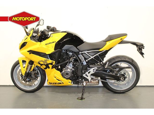 suzuki - gsx-8r