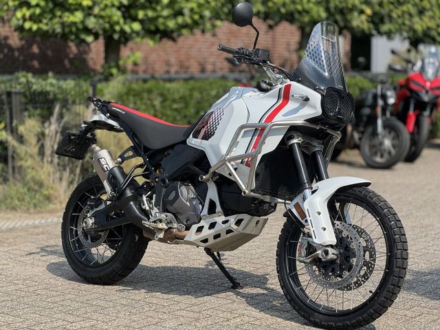 ducati - desertx