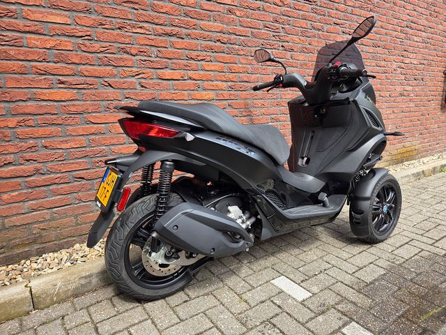 piaggio - mp3-300-hpe