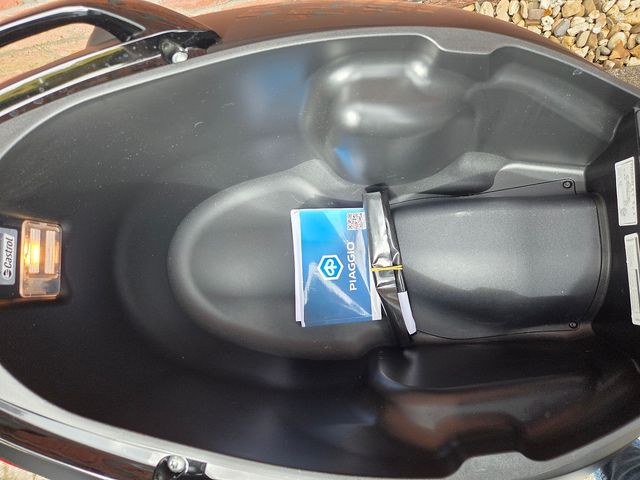 piaggio - mp3-300-hpe