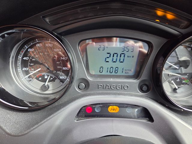 piaggio - mp3-300-hpe