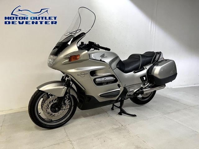 honda - st-1100-pan-european