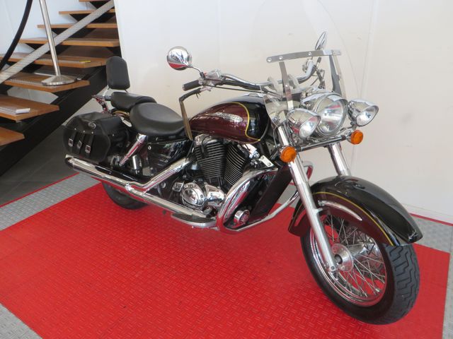 honda - vt-1100-c3-shadow