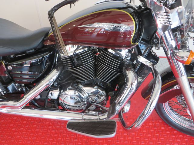 honda - vt-1100-c3-shadow