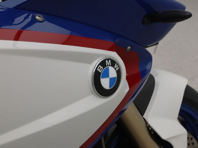 bmw - hp-2-sport