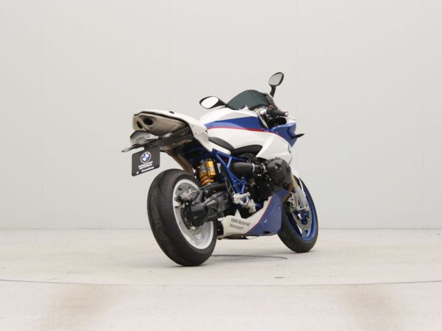 bmw - hp-2-sport