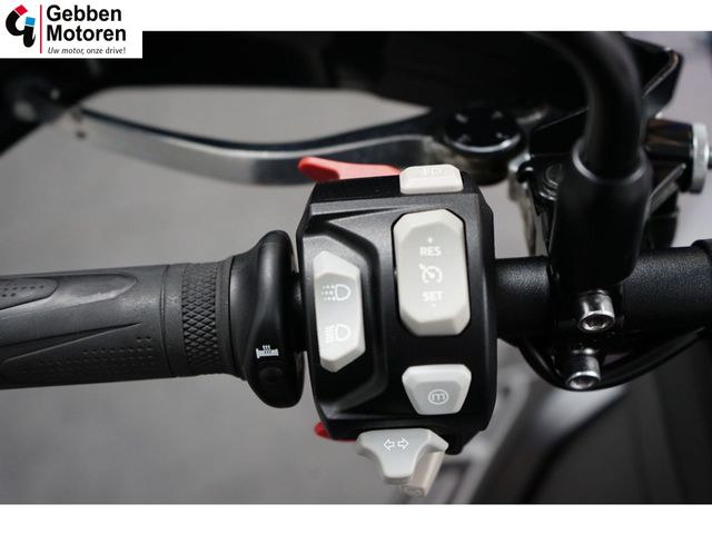 triumph - tiger-800-xrx