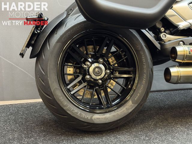 triumph - rocket-3-r