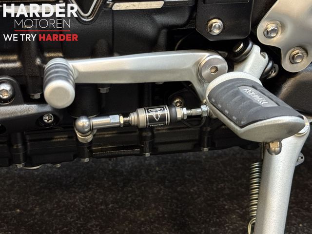 triumph - rocket-3-r