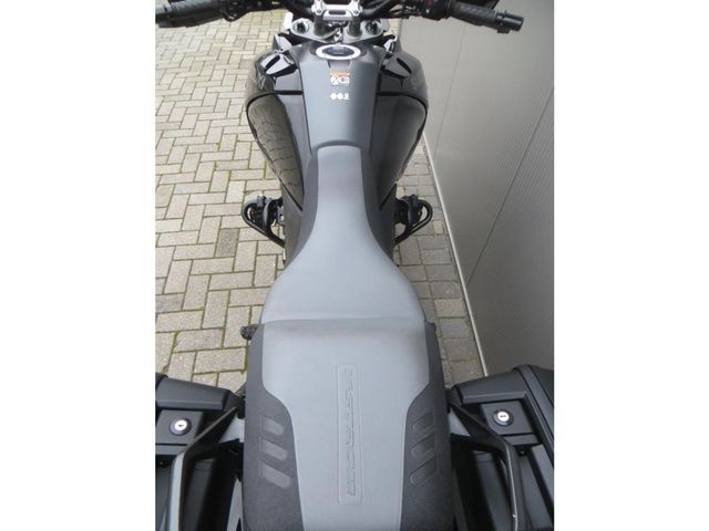 suzuki - v-strom-1000-xta