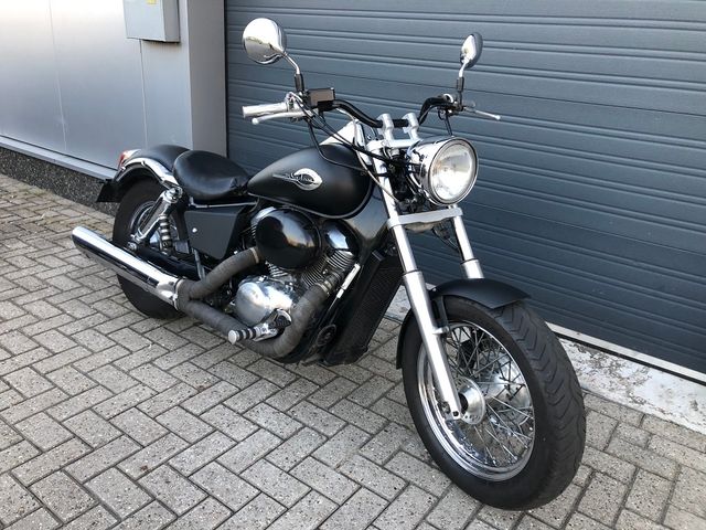 honda - vt-750-c2-shadow-ace