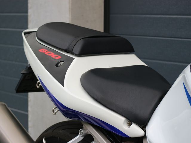 suzuki - gsx-r-600