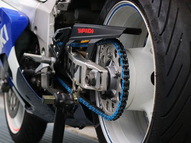 suzuki - gsx-r-600