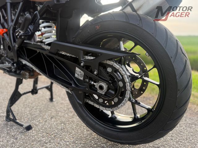 ktm - 1290-super-adventure-s