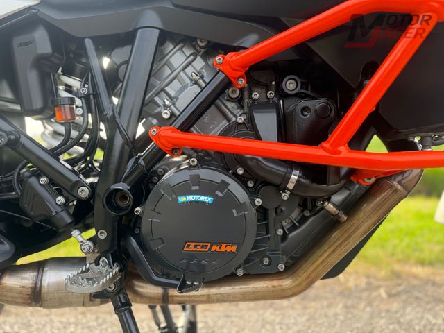 ktm - 1290-super-adventure-s