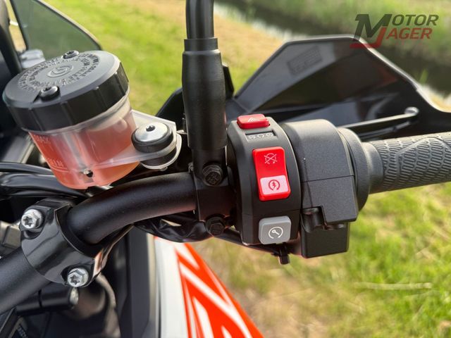 ktm - 1290-super-adventure-s
