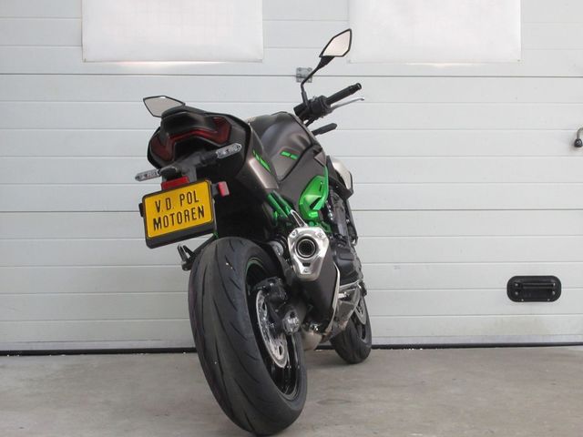 kawasaki - z900