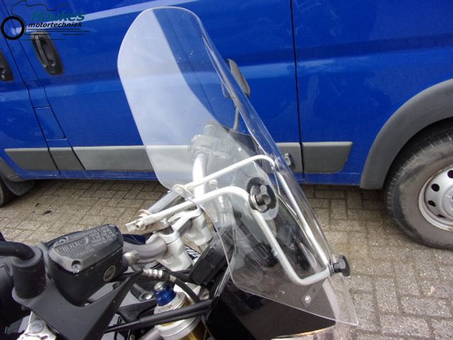 aprilia - dorsoduro-750