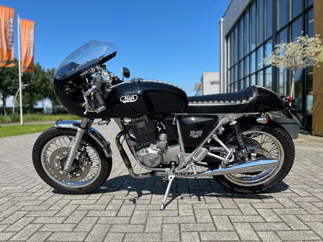 mash - tt-40-cafe-racer