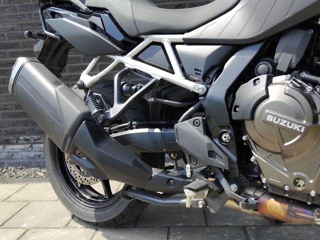 suzuki - v-strom-800