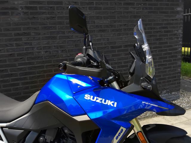 suzuki - v-strom-800