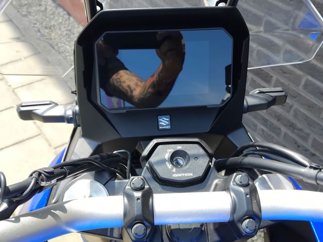 suzuki - v-strom-800