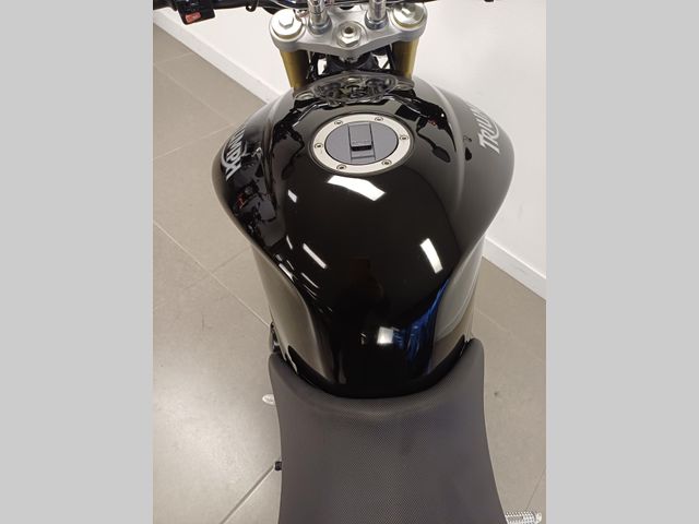 triumph - street-triple-675