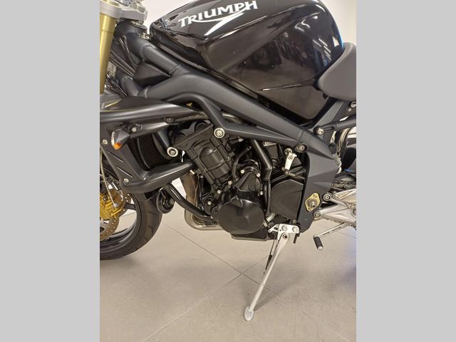 triumph - street-triple-675