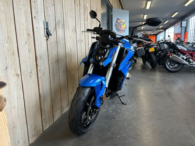 suzuki - gsx-s-950