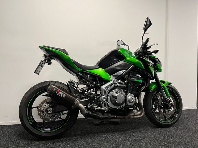 kawasaki - z900