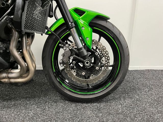 kawasaki - z900