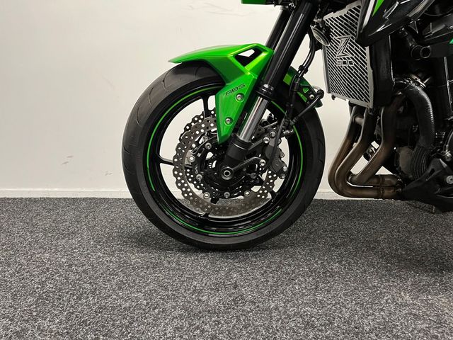 kawasaki - z900
