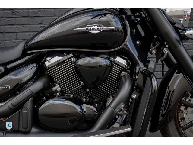 suzuki - c-1500-bt-intruder