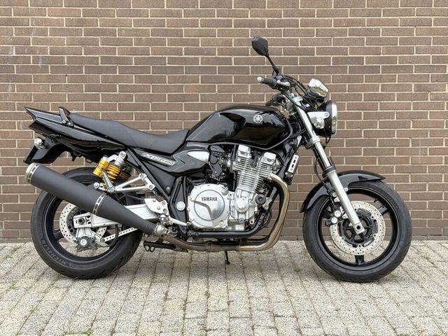 yamaha - xjr-1300