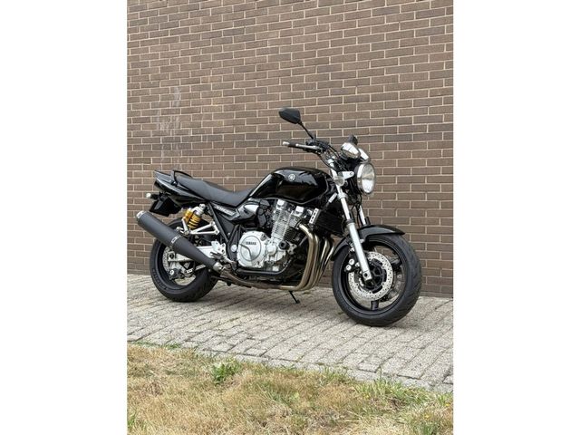 yamaha - xjr-1300